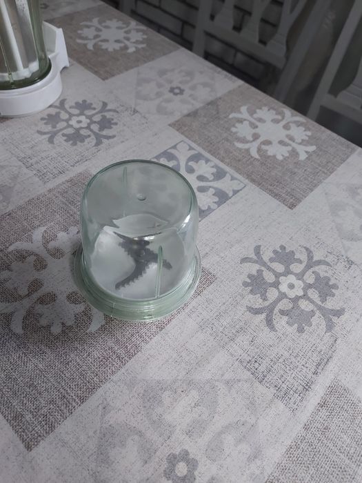 Продам соковыжималку,блендер.