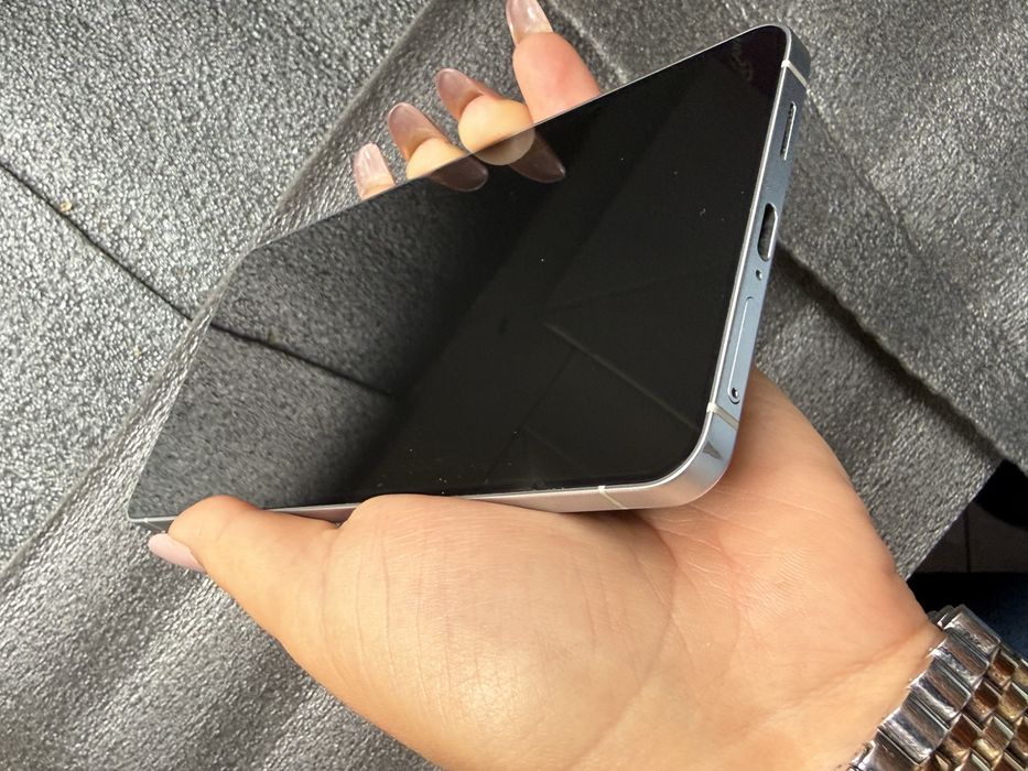 Samsung s25 edge 12 gb Ram /256gb