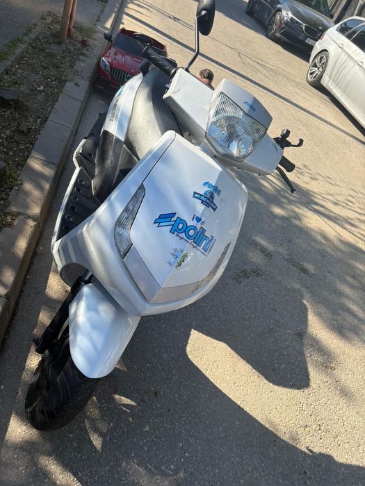 Vand scuter peugeot viva city fara permis