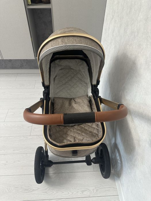 Коляска детская “BABY MOM”