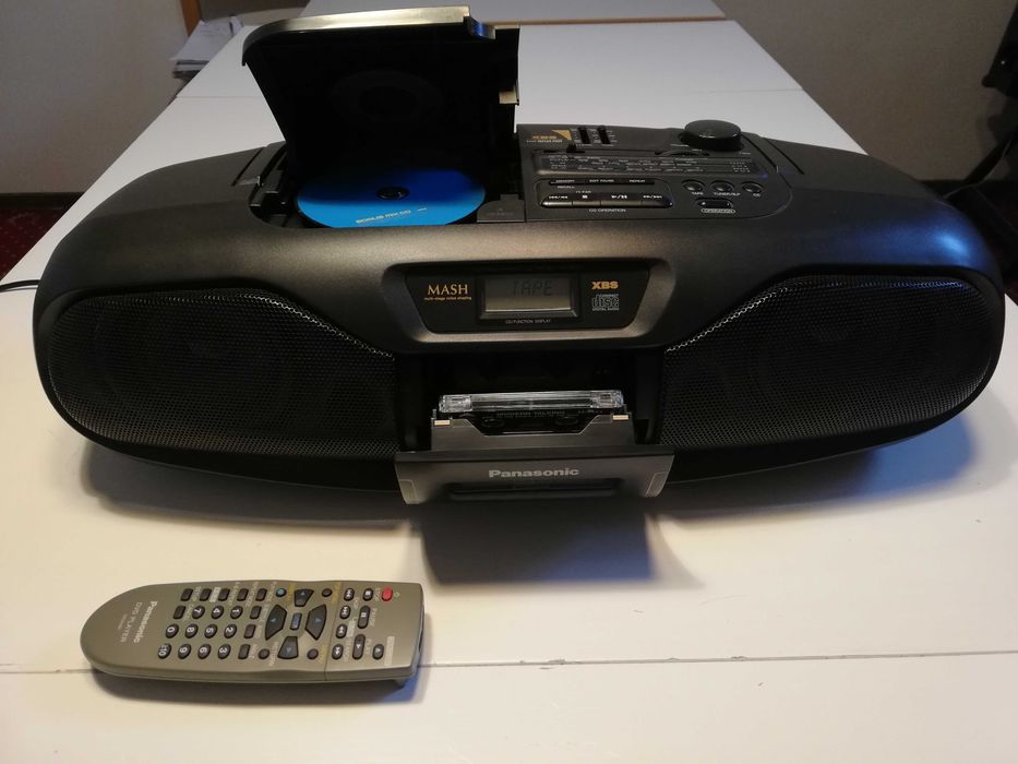 Boombox - Stereo Radio/CD/Cassette PANASONIC RX -DS101 - Impecabil
