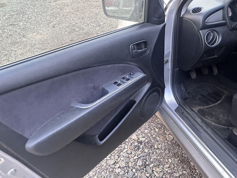 Мицубиши Аутлендър / Mitsubishi Outlander 2.0 На части!!!