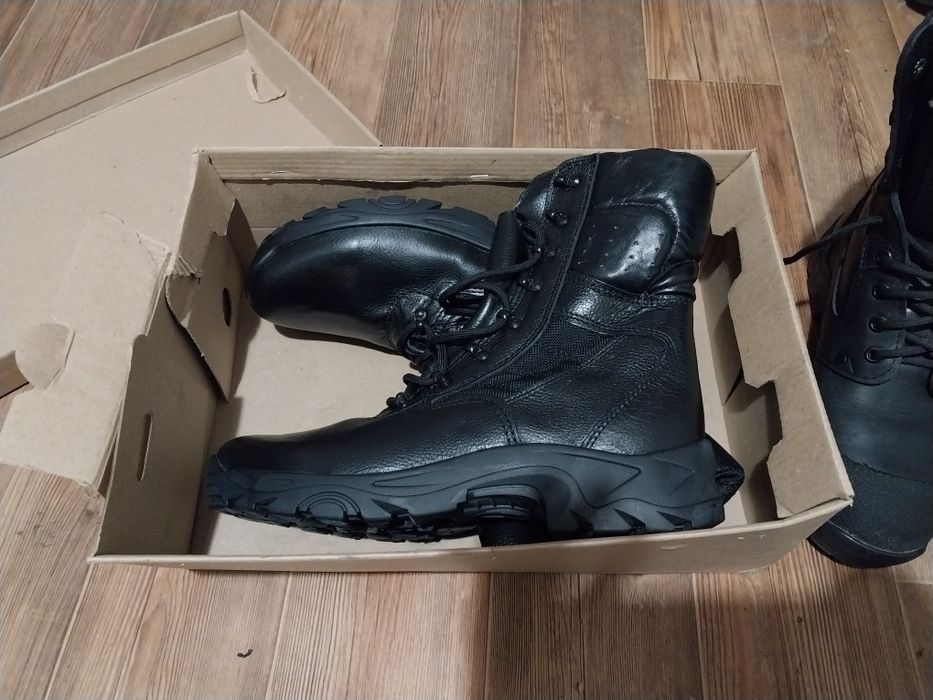 Берцы зима лето продам