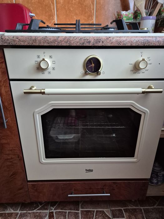Cuptor Electric Beko