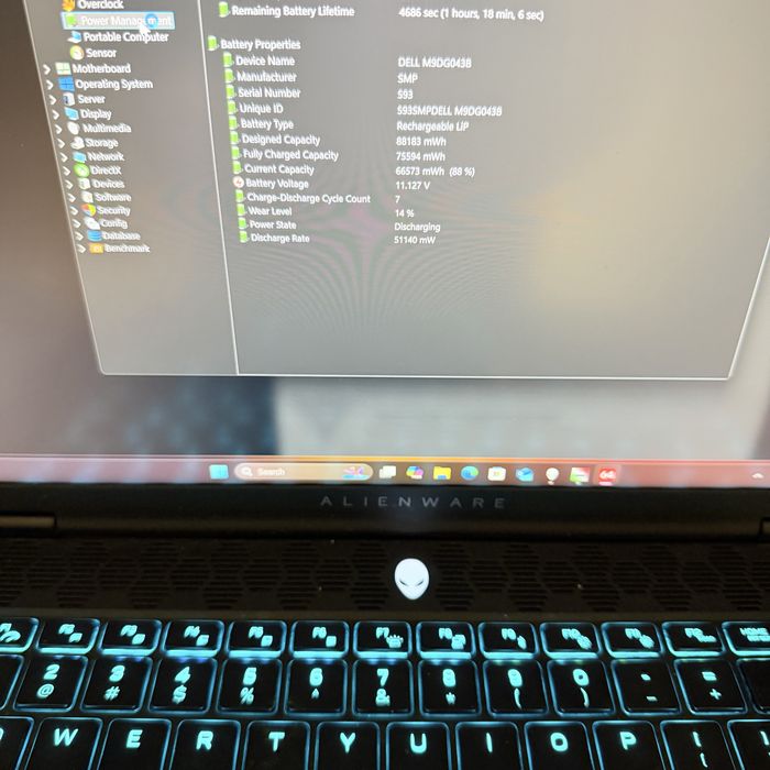 DELL Alienware M16/QHD+ 240Hz/Ultra 9 185H/RTX 4070/2TB/32GB DDR5/RGB
