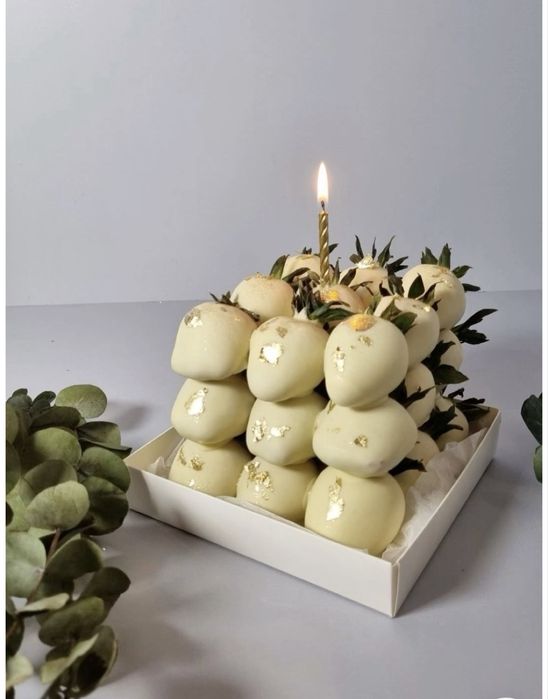 Торт из клубники в шоколаде