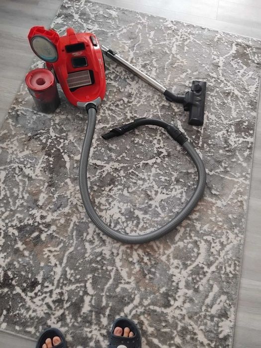 Aspirator fara sac Rowenta Cyclonic
