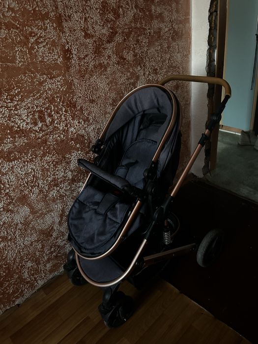 Продам коляску в хорошем состоянии
