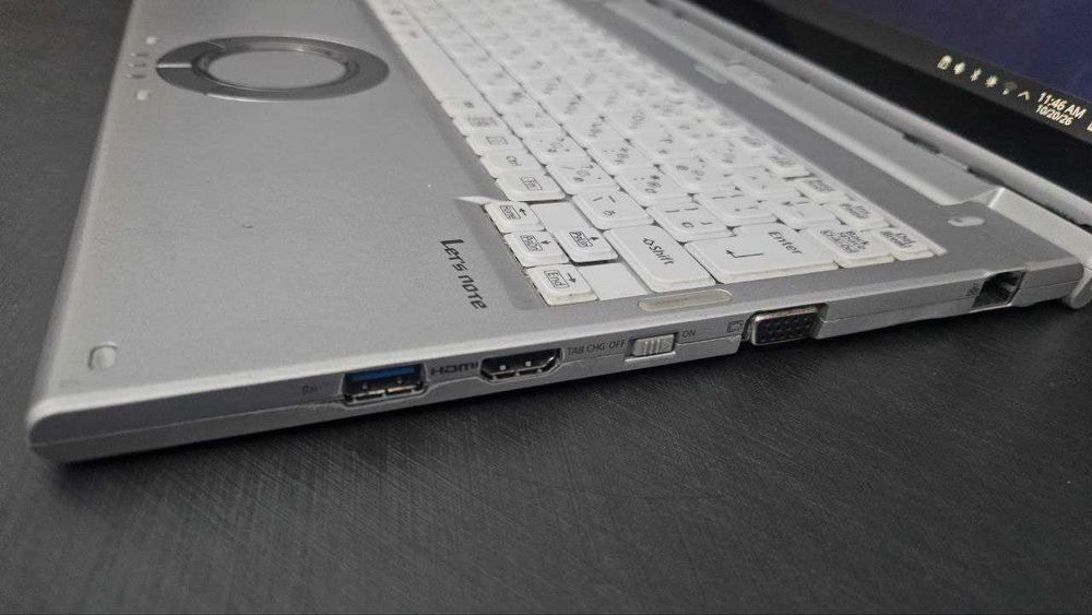 Panasonic Let's note CF-XZ6 | i5-7300U, 8GB RAM, 256GB SSD