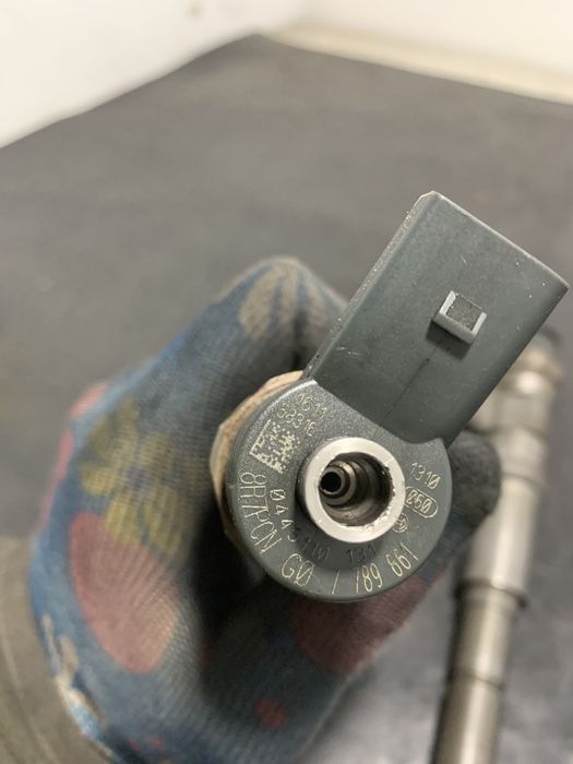 Injector BMW E60 530d E61 218cp 7789661 seria 5 E61 3.0 diesel