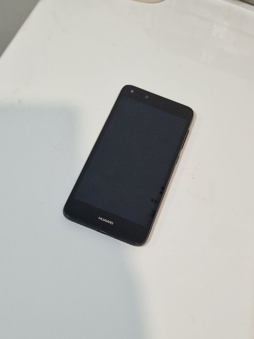 Telefon huawei cu touchscreen