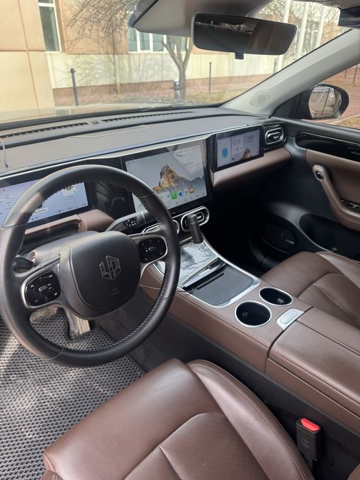 Leapmotor леапмотор c11