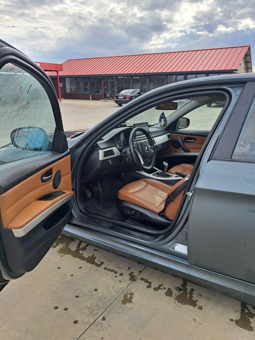 BMW Seria 3 2009 — imagine 5