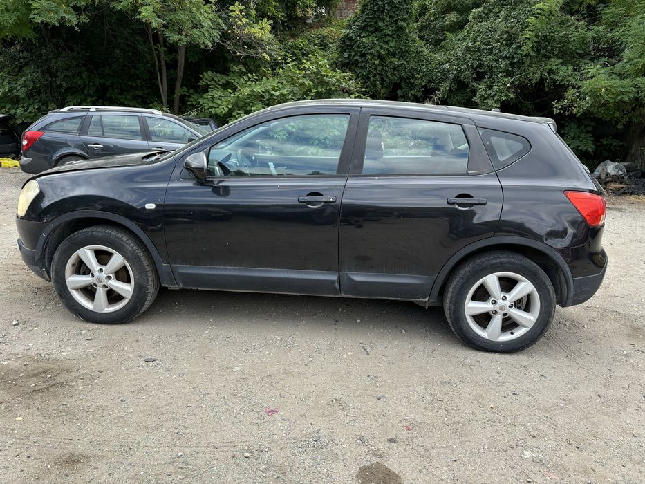 Нисан Кашкай 2.0 бензин на части