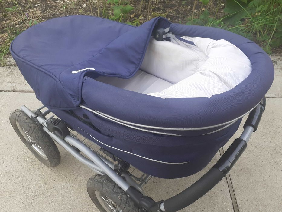 Продам каляску б/у в хорошем состоянии