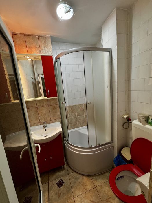 Garsoniera de inchiriat Calea Bucuresti