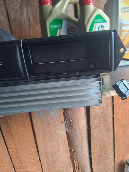 Statie sonorizare + magazie cd vw