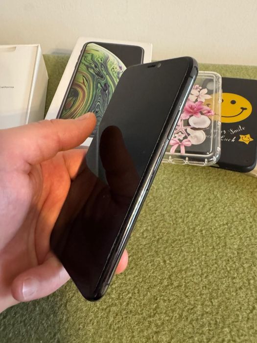 Iphone XS negru 64 gb