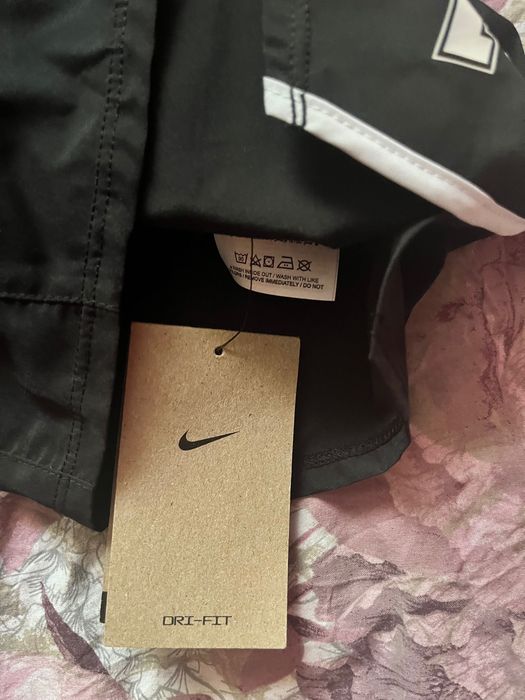 Nike дамски къси панталонки