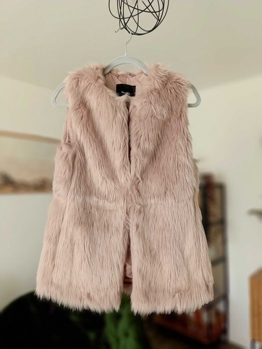 Vestă blană Bershka măr. xs