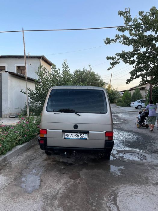 продается Volkswagen T4 минивен 1992 года новый мотор в идеальале