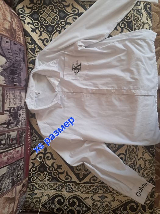 Срочно блузки и брюки продам