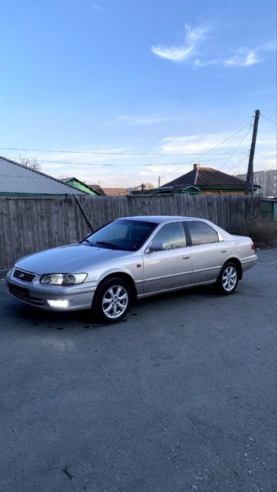 Toyota Camry 2001 года
