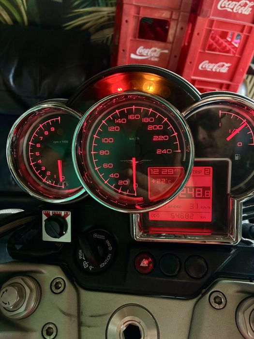 Moto Guzzi Breva