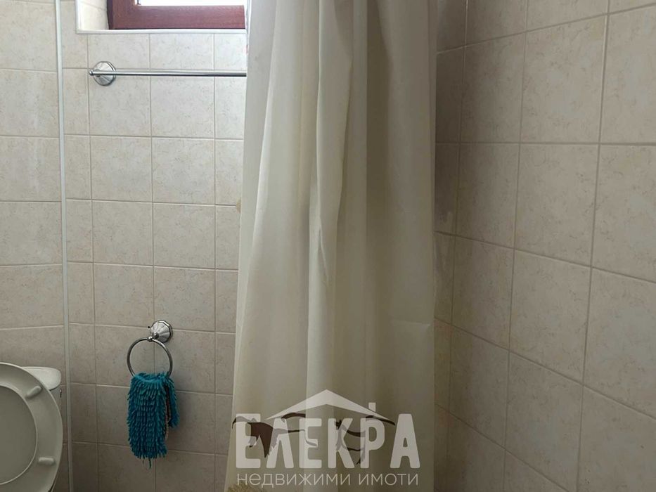 Апартамент на втора линия с две тераси и гледка море!