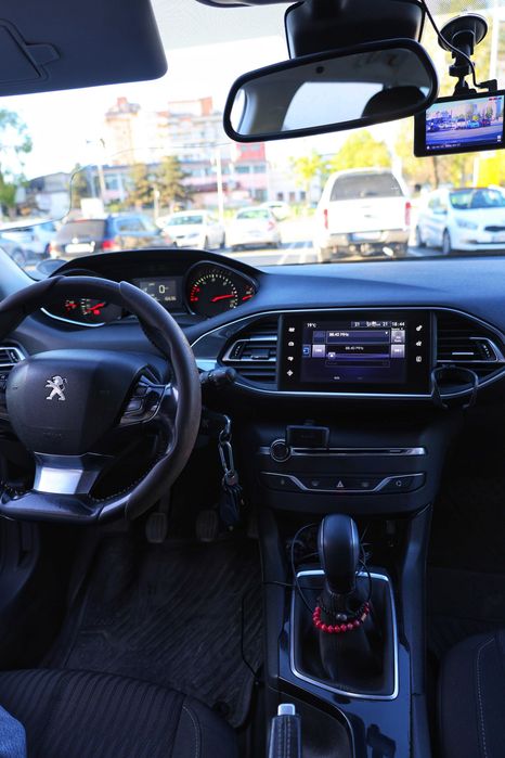Peugeot 308SW/2016/1.6hdi/90cai