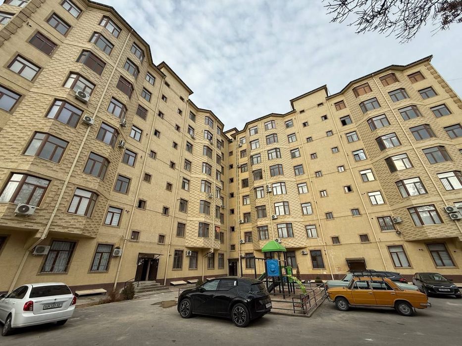 Продаётся  3х комнатная квартира