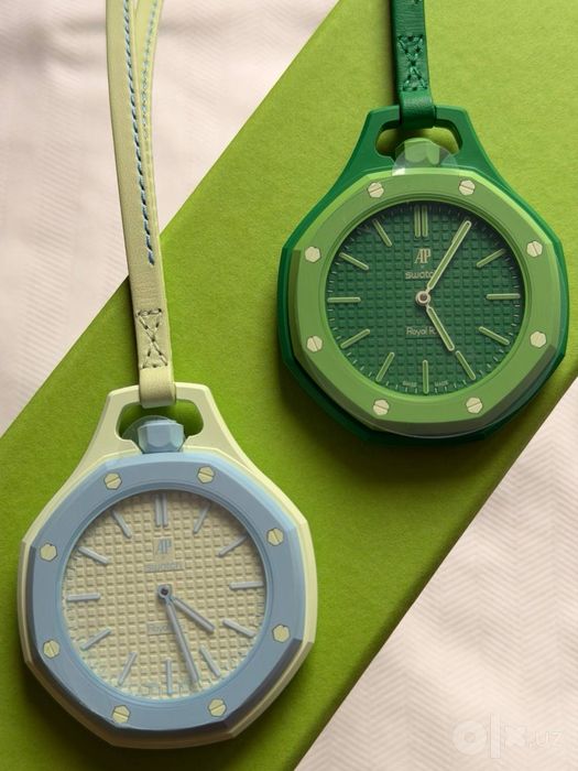 Royal Pop, Swatch