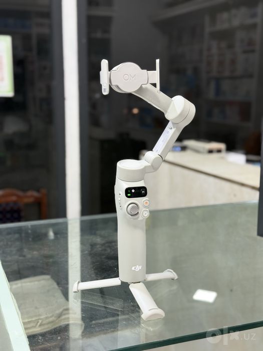 DJI osmo mobile 7 stabilizator