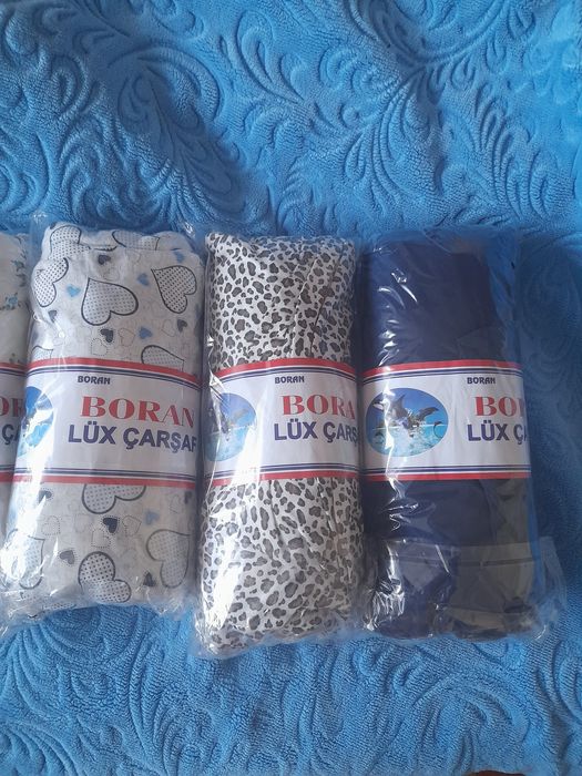 Vând 3 huse cearceaf cu elastic