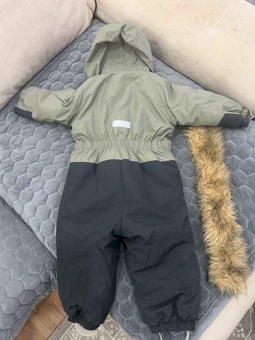 Продам комбинезон для мальчика