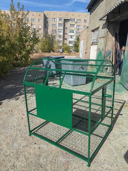 Мусорный контейнер сетчатый для сбора пэт