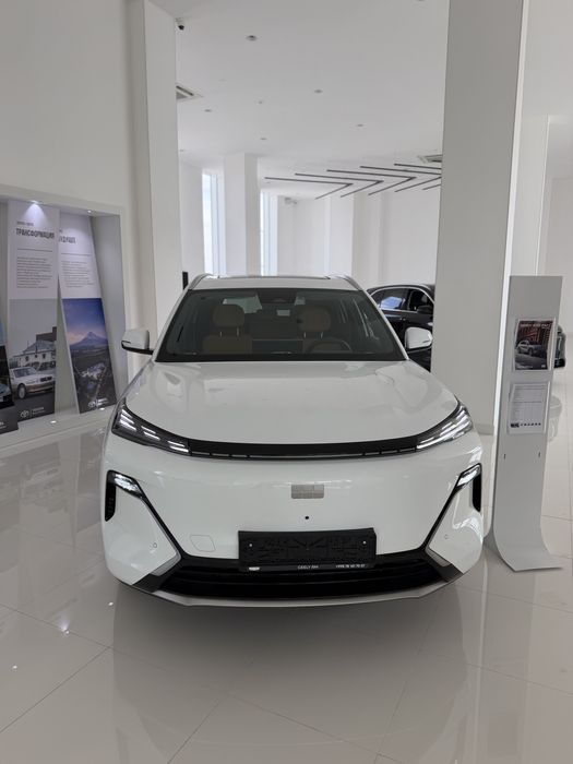 Geely EX5-EMi.