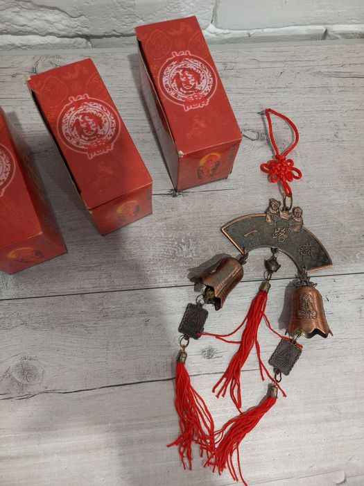 Продам киндеры, игрушки