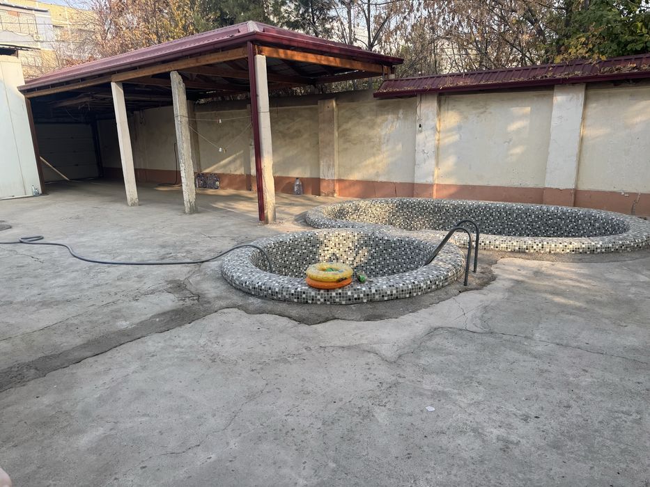 Два дома на одном участке 9соток