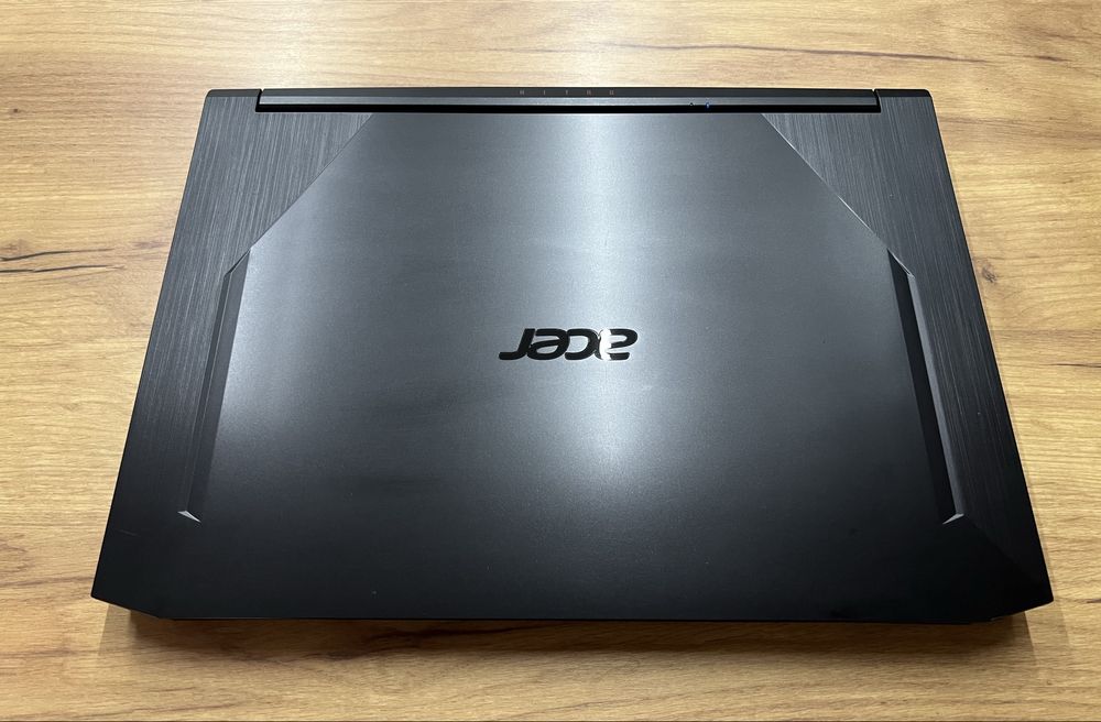 Геймърски лаптоп Acer Nitro 5 AN515-55,Intel Core i7-10750H, 16GB RAM