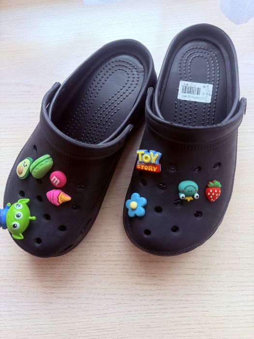 Кроксы шлепанцы сланцы