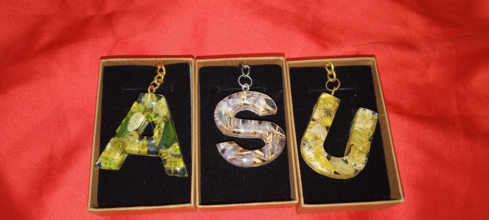 Qo‘l mexnati bilan yasalgan briloklar