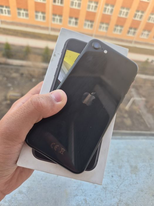 IPhone se2 128gb 75%