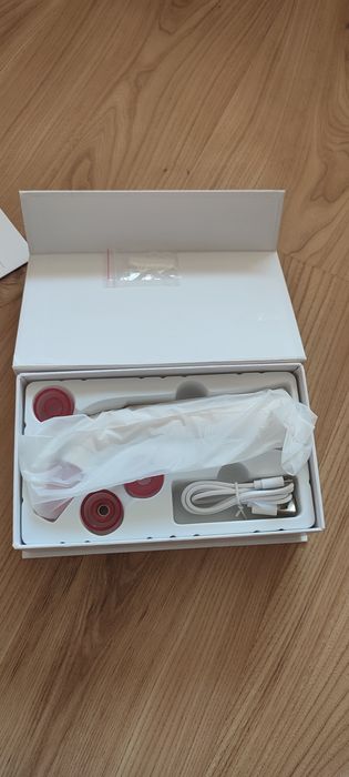 Уред за почистване на черни точки