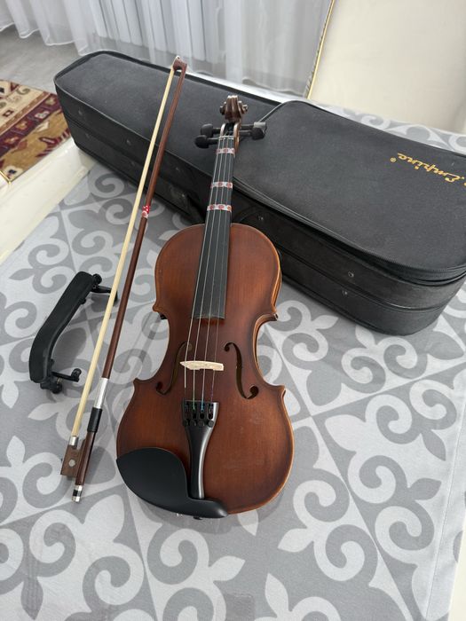 Продам скрипку 1/2