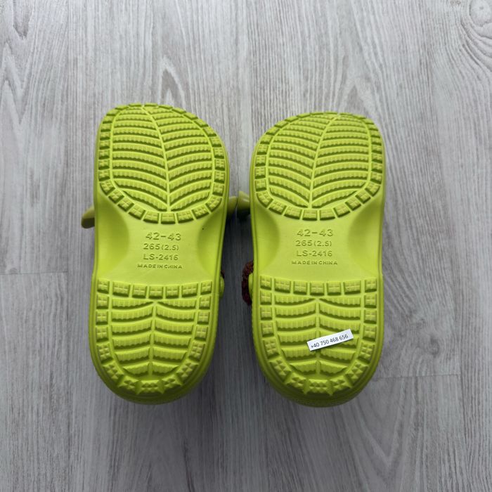 Crocs x Shrek Classic Clog 42 - 43