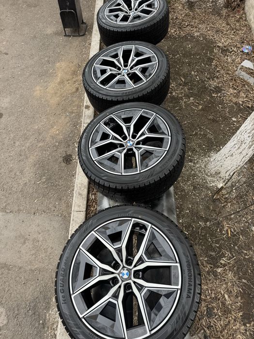 Продам диски от Бмв  с резиной