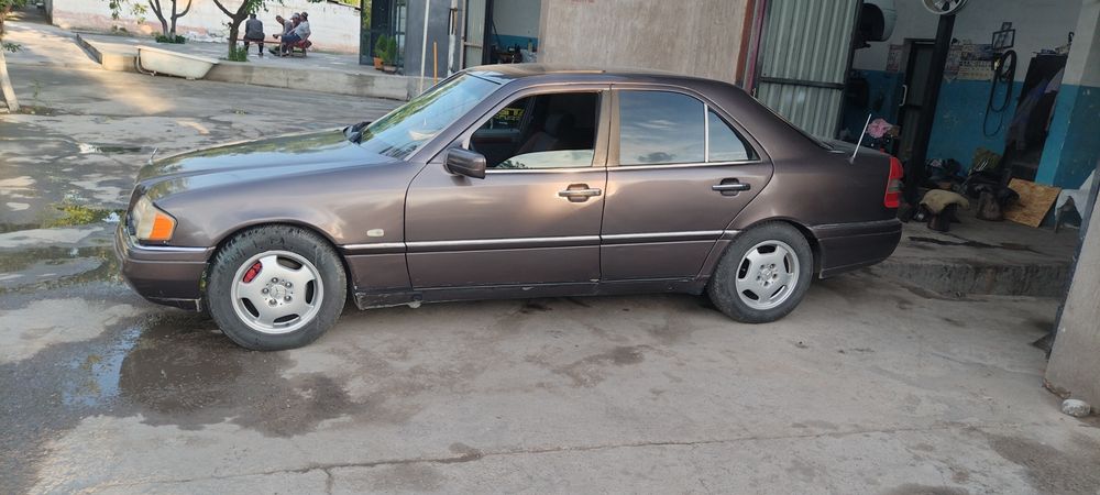 Prodam Mers w202