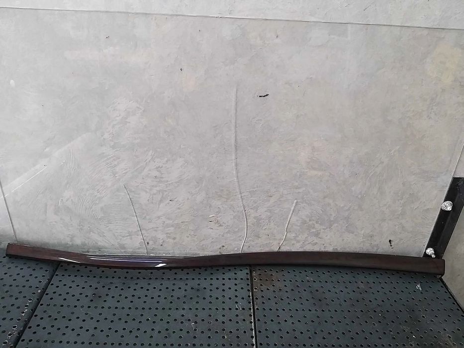 Ornament bord mercedes e class w211 a2116800471