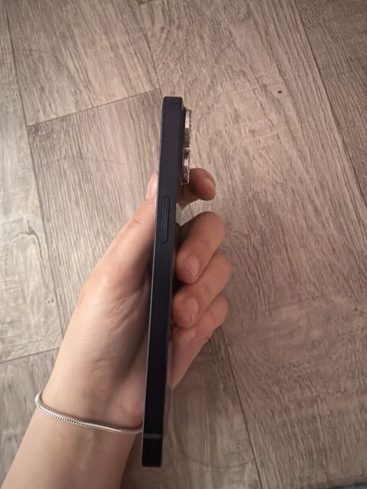 iPhone 13 128гб 75акб